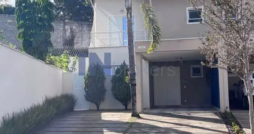 Casa de condomínio de luxo em Chácara Morada Mediterrânea, Jundiaí-SP: 3 quartos, 3 suítes, 2 salas, 4 banheiros, 6 vagas, 146m².