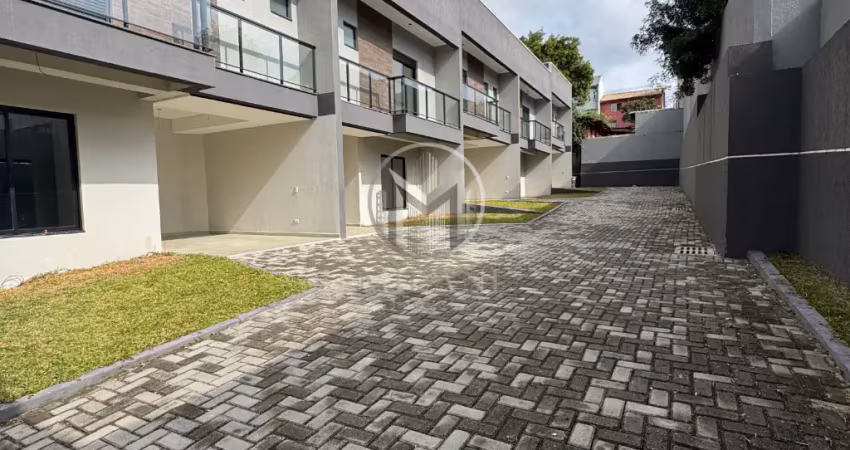 Sobrado Condomínio Fechado ( Prox Terminal Bairro Alto)