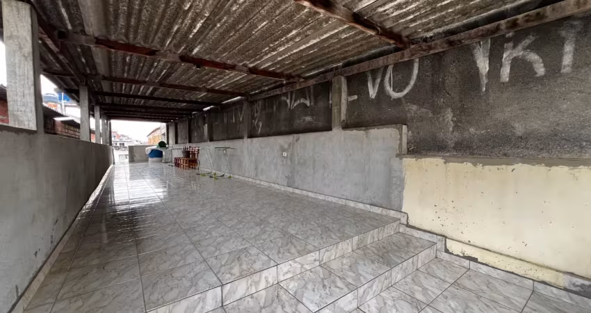 Sobrado travessa av. itaberaba duas casas, varanda enorme