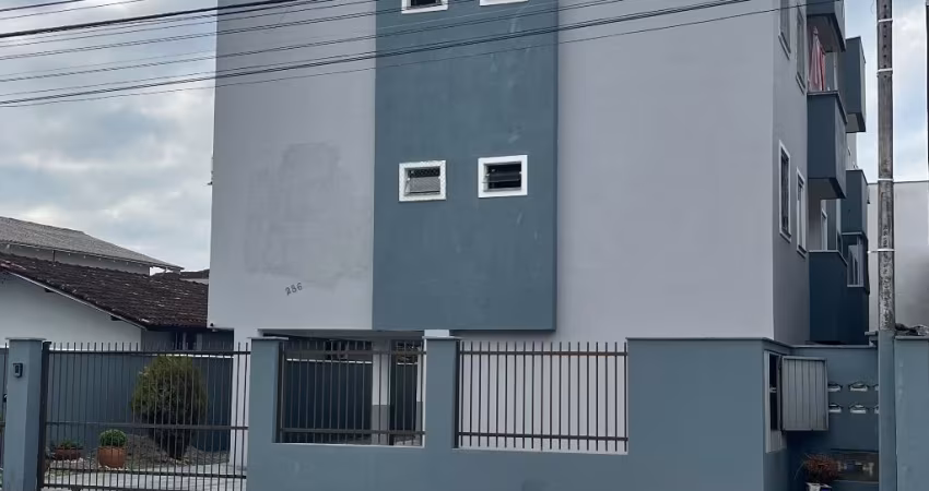 APARTAMENTO NO BAIRRO ESPINHEIROS