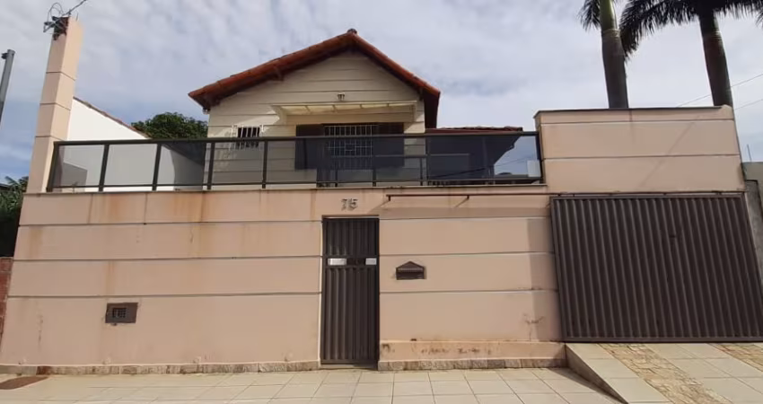 Linda casa no Fontesville, 4 quartos, suíte, 4 vagas