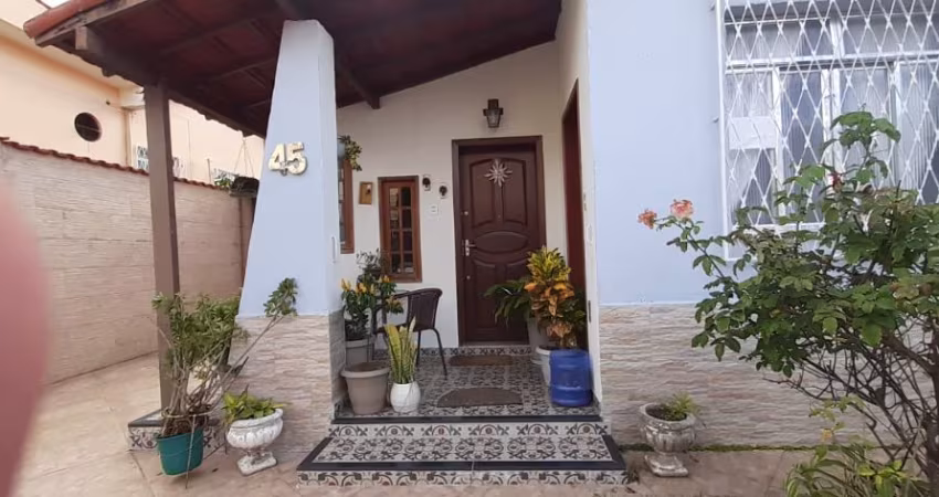 Casa de fino acabamento no bairro Industrial