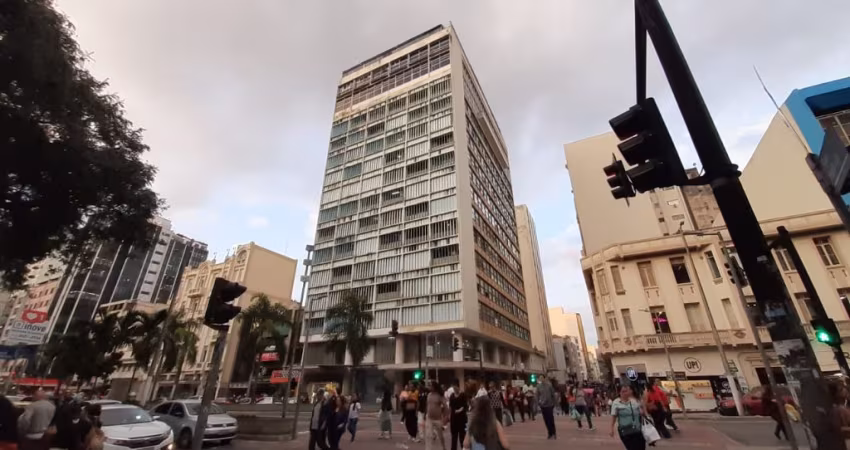Sala a venda no melhor prédio comercial da cidade