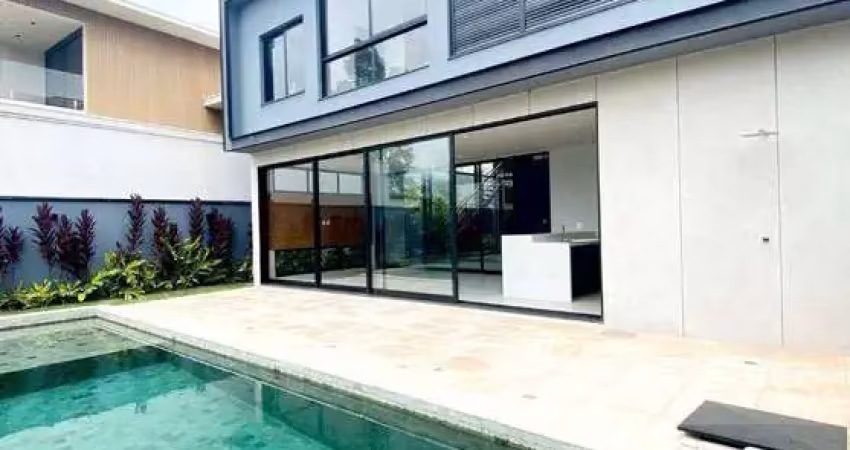 Casa com 4 suítes, área gourmet, piscina à venda, 355 m² por R$ 3.400.000 - Alphaville 4 - Votorantim/SP