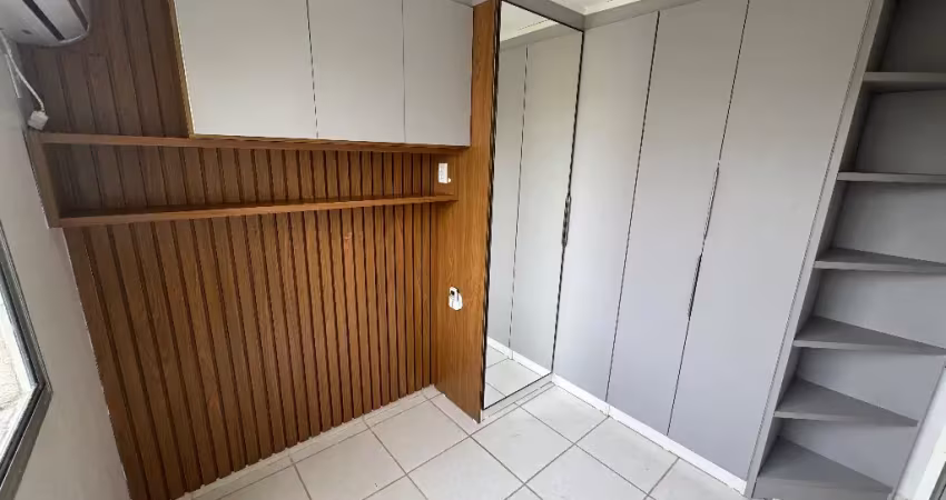 Lindo apartamento condomínio conquista torquato  tapajos