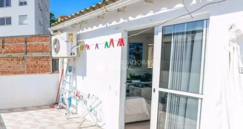 Cobertura à Venda, 1 Quarto, 92m², Medianeira.