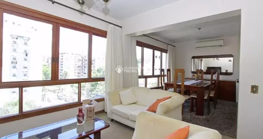 Apartamento com 3 quartos à venda na Avenida Coronel Lucas de Oliveira, 1767, Petrópolis, Porto Alegre