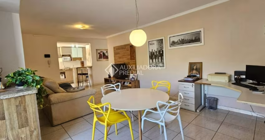 Apartamento com Sacada Gourmet e Excelente Iluminação Próximo ao Iguatemi!