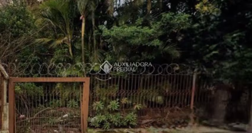Terreno à venda na Rua Palestina, Bom Jesus, Porto Alegre