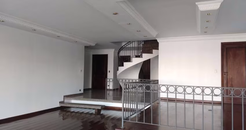 Casa duplex com 4 dormitórios  em Chácara Monte Alegre  -  São Paulo