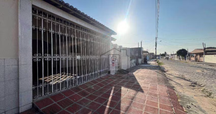 Ampla Casa no Bairro Potengi - Venda - 4 quartos - Natal/RN - CA0173