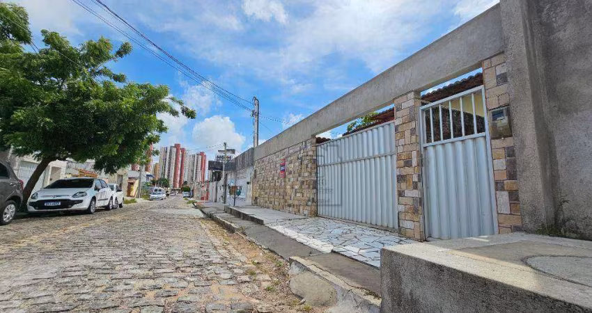 Terreno com Duas Casas com 4 quartos à venda - 190 m² - Nova Parnamirim - Parnamirim/RN -