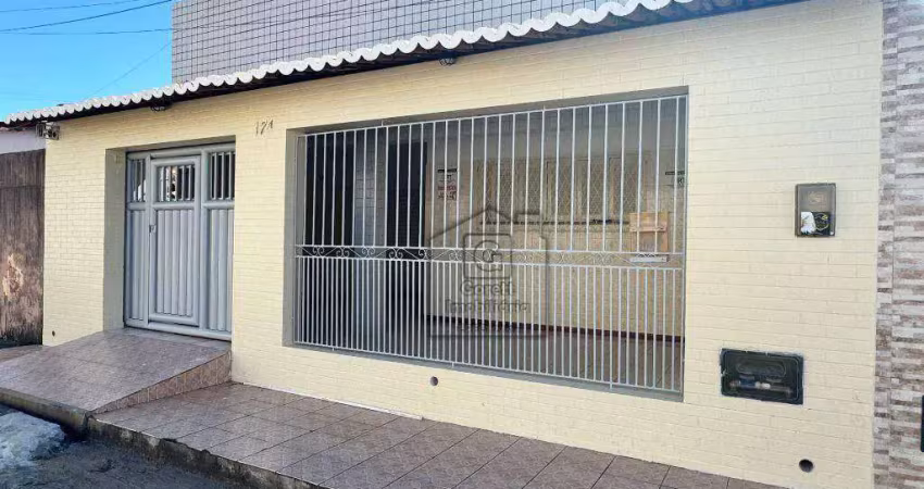 Casa à Venda no Barro Vermelho – Bem Localizada, Documentada e Pronta para Morar - 3 Quartos - 132 m² - Natal/RN - CA0552