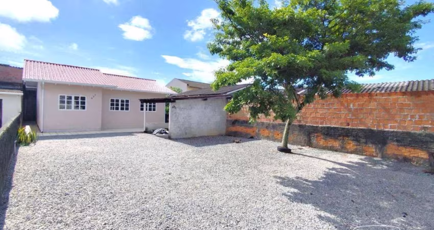 Casa com 3 dormitórios para alugar, 82 m² por R$ 3.086,93/mês - Forquilhinhas - São José/SC
