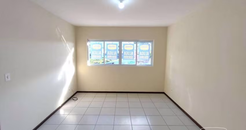 Apartamento com 2 dormitórios para alugar, 57 m² por R$ 1.941,45/mês - Ipiranga - São José/SC