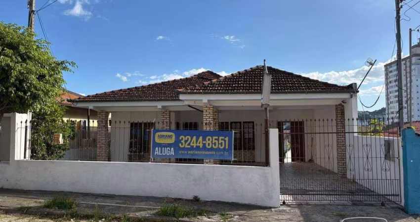 Casa com 5 dormitórios para alugar, 170 m² por R$ 4.766,30/mês - Barreiros - São José/SC