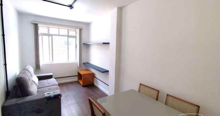 Apartamento com 2 dormitórios para alugar, 46 m² por R$ 3.146,44/mês - Estreito - Florianópolis/SC