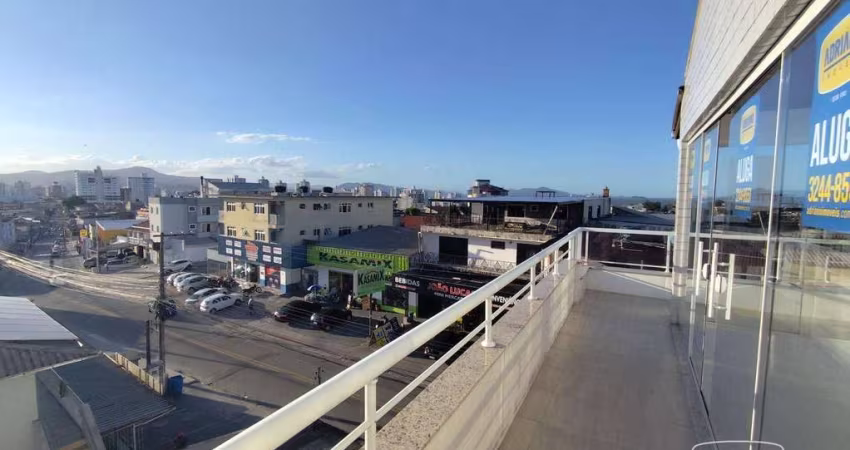 Apartamento com 3 dormitórios para alugar, 140 m² por R$ 2.318,76/mês - Monte Cristo - Florianópolis/SC