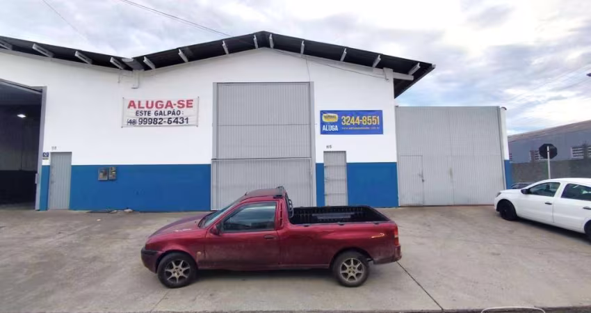 Galpão para alugar, 150 m² por R$ 8.267,61/mês - Serraria - São José/SC