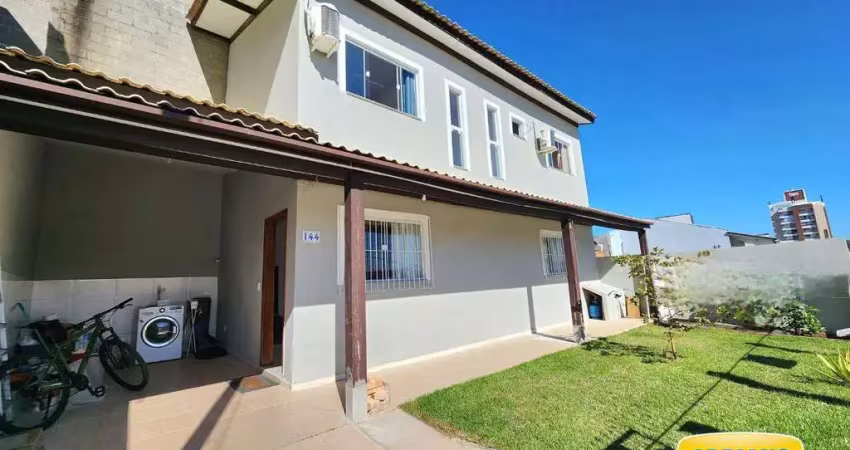 Casa com 2 dormitórios à venda, financiável, 107 m² por r$ 550.000 - capoeiras - florianópolis/sc