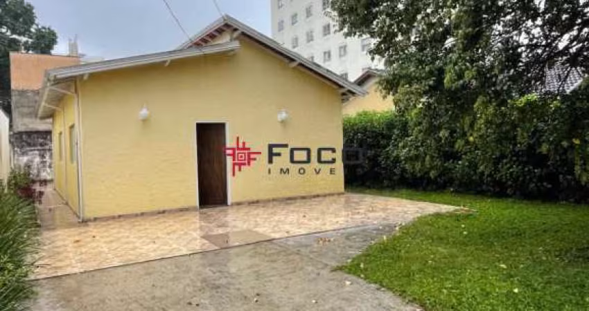 Excelente casa para locação no Vila Adyana