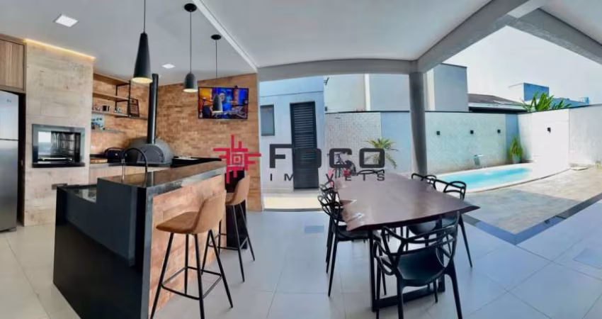 Casa no Condomínio Quintas de Villa Branca / Villa Branca / 04 dormitórios / 300 m² de terreno / Jacareí