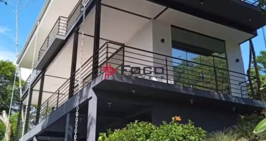 Casa á Venda em Ilhabela - 297m² - Lado Sul da Ilha