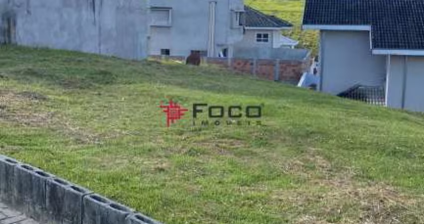 Terreno no Condomínio Residencial Mantiqueira / 350 m²/ Plano / São José dos Campos