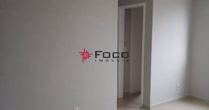 Apartamento/ 02 Dormitórios/ Zona Sul/44m²/ São José dos Campos