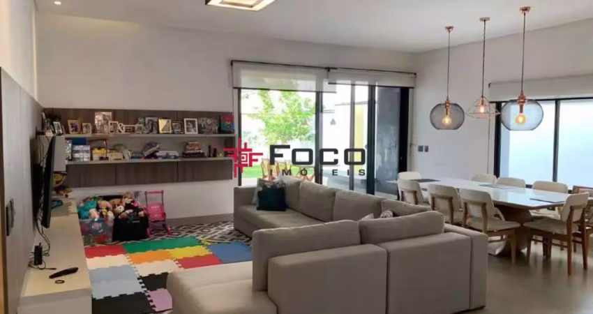 Casa Térrea com 3 quartos à venda no Bairro Urbanova