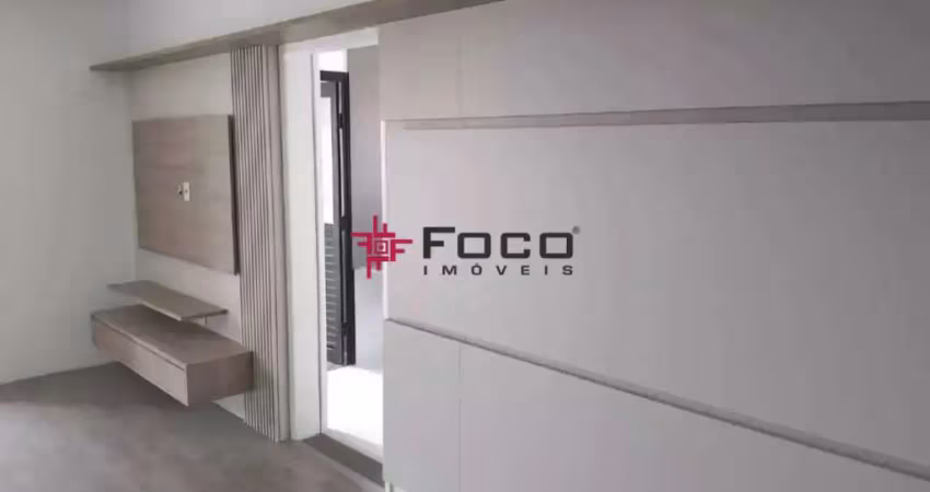 Apartamento a venda na Vila Adyanna