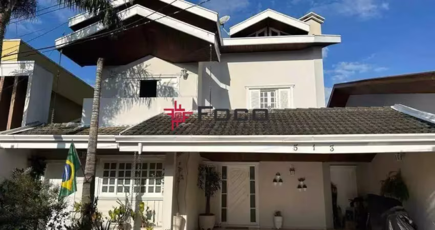 Casa 5 dormitórios para Venda no Urbanova