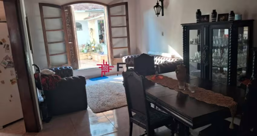 CASA em ótima loclização na Vila Ema com 533m², 3 salas, 4 dormitórios, edícula