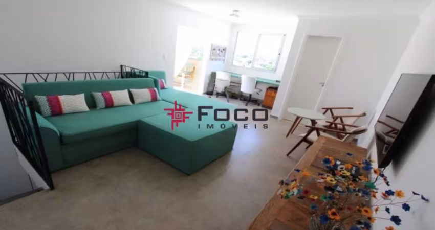 Apartamento cobertura duplex / 03 dormitórios sendo 1 suite / Condomínio Campos De Savoya / 110 m² de área construída / São José dos Campos