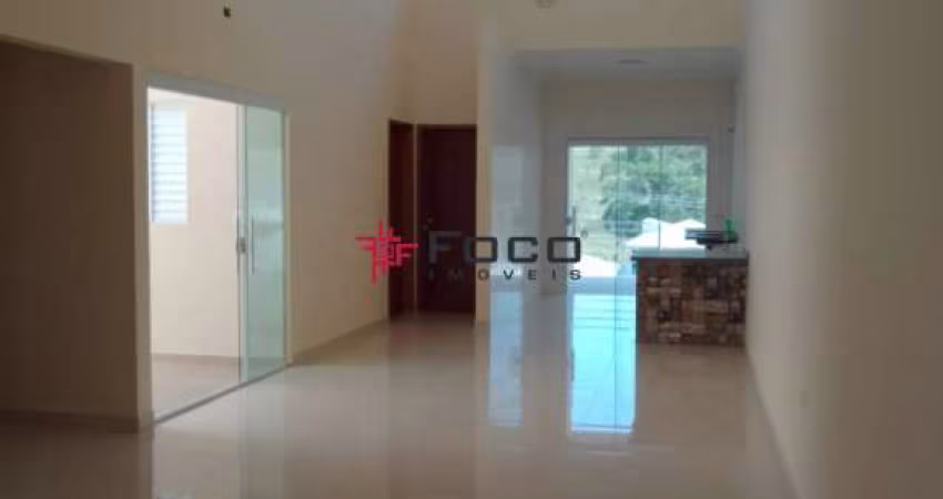 Casa / Portal dos Pássaros /  03 Dormitórios /  01 suíte / 105m²AC / 175m²TE - São José dos Campos - SP