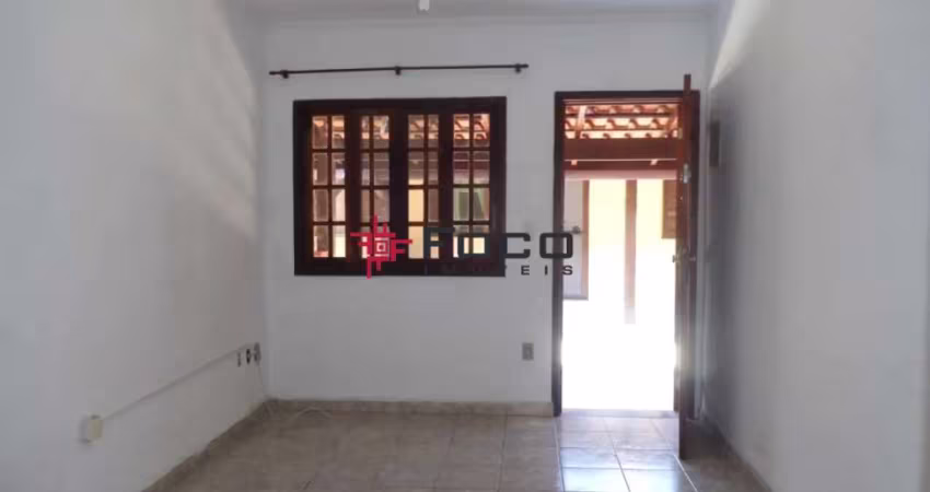 Casa em condomínio fechado / Martim de Sá / 02 dormitórios / 56 m² de área total / Caraguatatuba