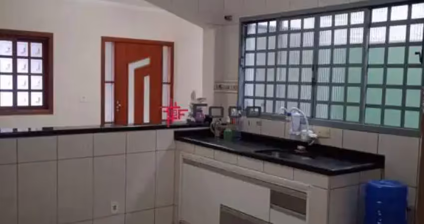 Casa/ jardim colonial/ 03 dormitórios sendo 01 suíte/150m²/ são josé dos campos