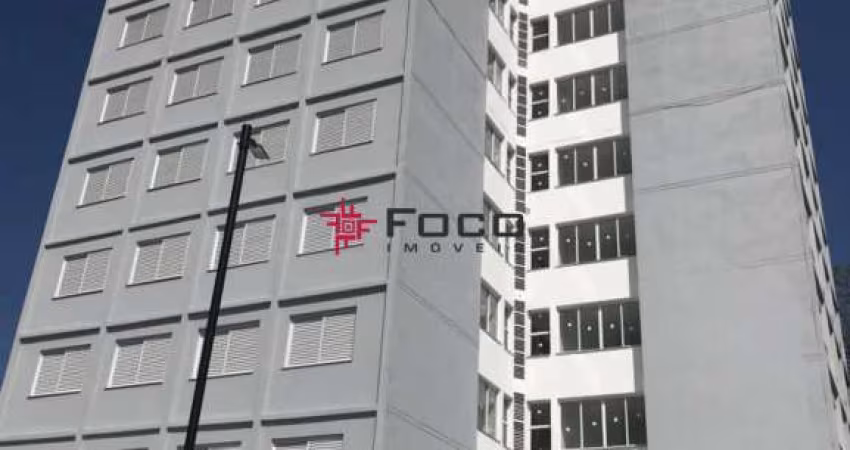 Apartamento térreo - Ed Morada dos Pássaros - Vila Marcarenhas - 1 suíte com closet - 48m²