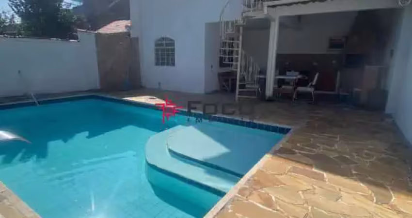 Casa/bosque dos eucaliptos/ 04 dormitórios sendo 01 suíte/394m²/ são josé dos campos