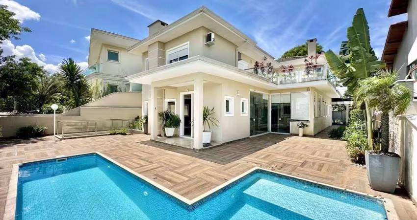 Cond. Golf Village -  Impecável, 4 dorms / 2 suítes, gourmet, piscina!