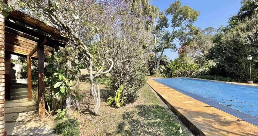 Cond. Vilarejo Vila Diva - 3d/1ste - Rústica, piscina, vista!