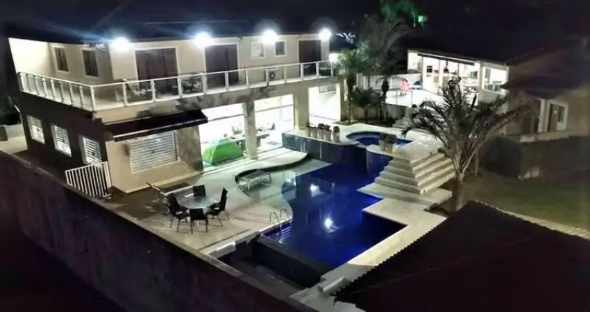 Fazendinha - ótima! 4ste, gourmet, piscina, escritório, academia e salão!