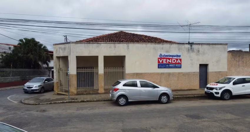 Casa comercial 3 dormitórios à venda Centro Vitória da Conquista/BA