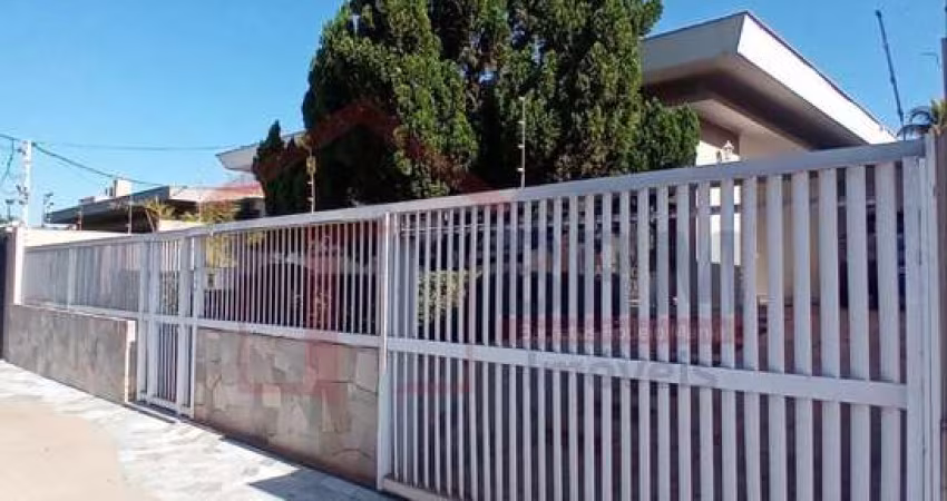 Residência para Venda e Locação no Centro de Barretos-SP.