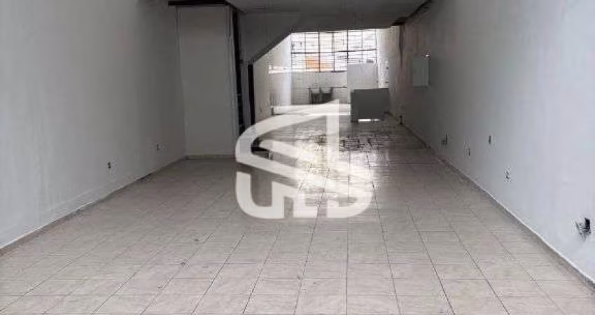 Casa Comercial - 275 M²  + uma área de mezanino e um quintal  - 4 Banheiros - Possui escadas . - Rua Anhaia - Bom Retiro - SP