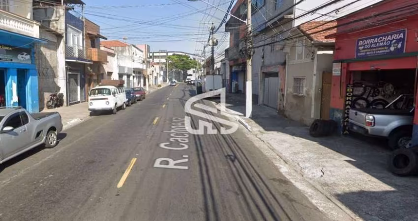 Locação de Casa Térrea de 1 quarto com Vaga no Catumbi por R$ 2.300!