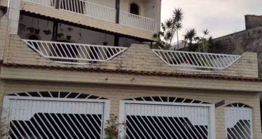 Casa para venda com 382 metros quadrados com 3 quartos