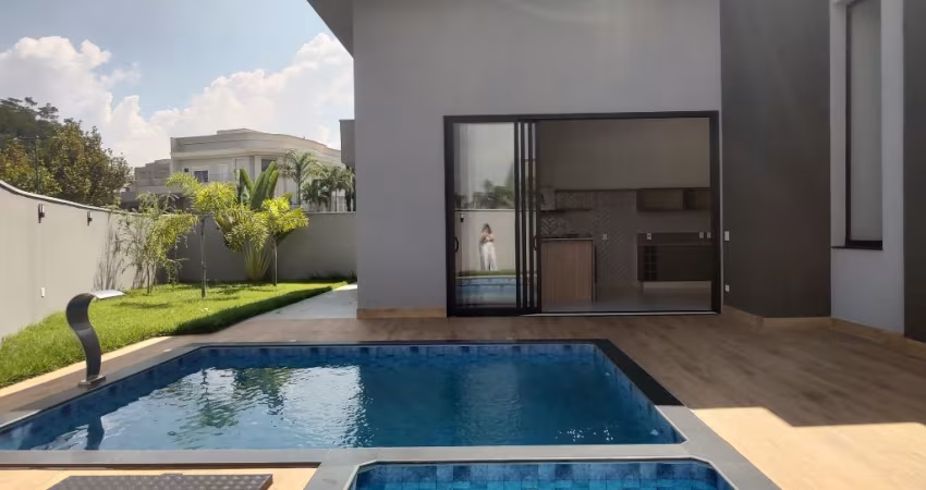 Espaço gramado, gourmet integrado, cozinha privativa