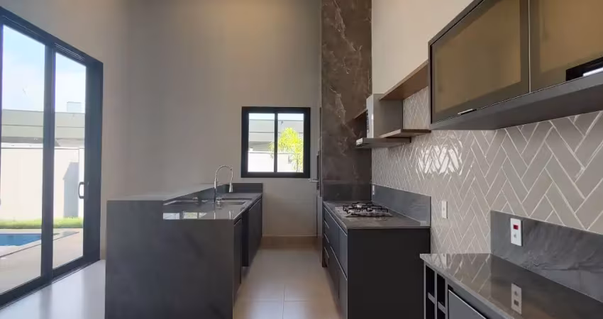 Espaço gramado, gourmet integrado, cozinha privativa