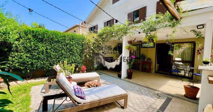 Casa com 3 dormitórios à venda, 220 m² por R$ 1.970.000 - Tamboré 06 - Santana de Parnaíba/SP